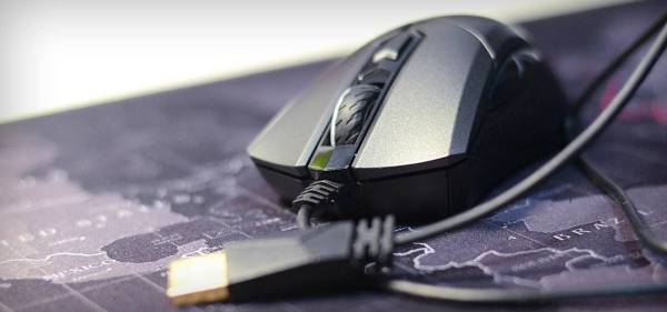 吃鸡鼠标启动项,吃鸡鼠标轻还是重好用