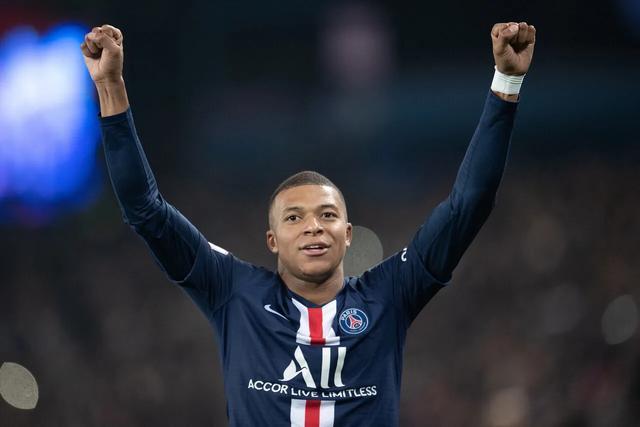 我心中的足球英雄梅西,我心中的世界足球十大经典