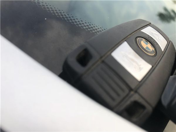 2009宝马320i车况,老款宝马320i二手车