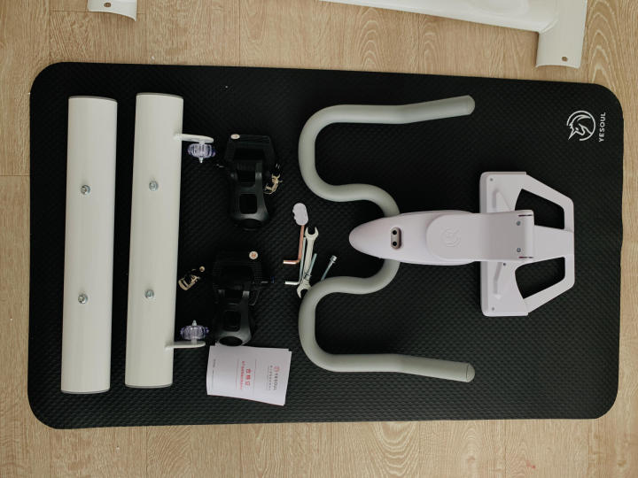 野小兽动感单车哪款比较舒适,一台动感单车