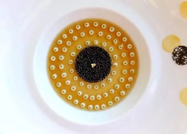 米其林轮胎与美食,米其林做轮胎的同时又做美食