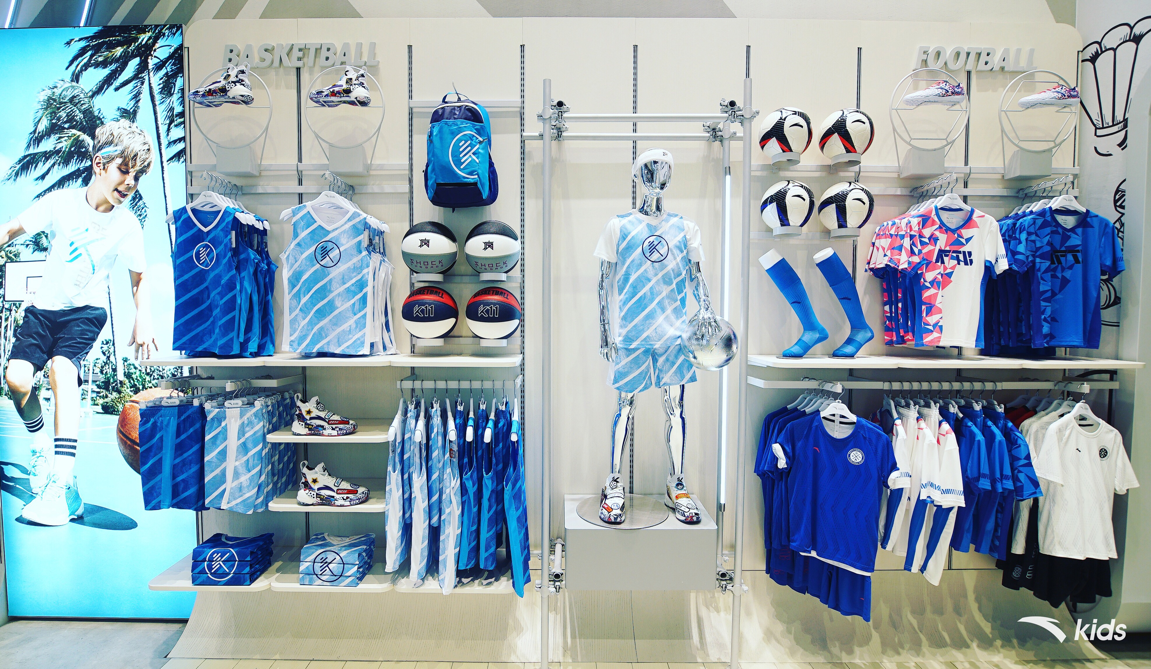 带娃打卡这家高颜值高人气童装店,做宜宾最潮的仔!