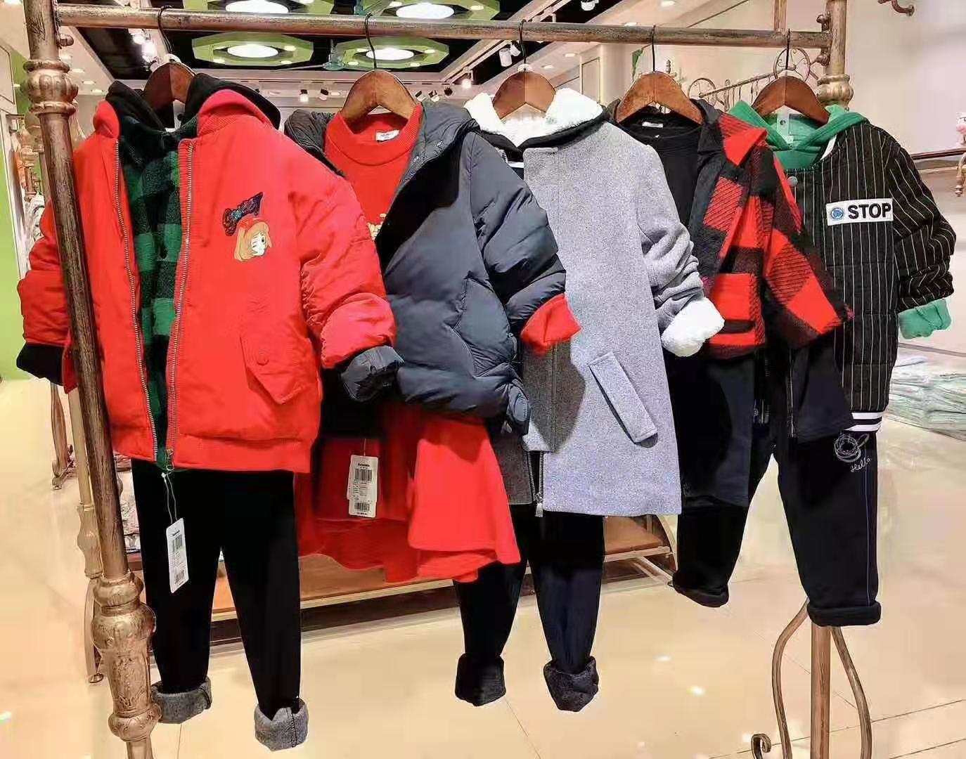 品牌巴拉巴拉童装折扣去哪里拿货,杭州巴拉巴拉童装店直播