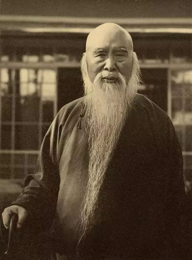 启功的书法与田蕴章的比谁的更好,田蕴章说启功在民国书法家的水平