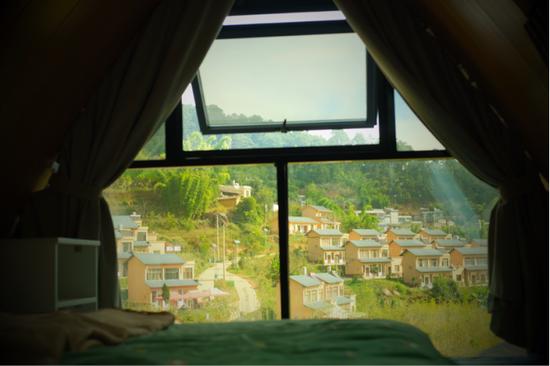 v视角看时尚,v视角换个角度看世界