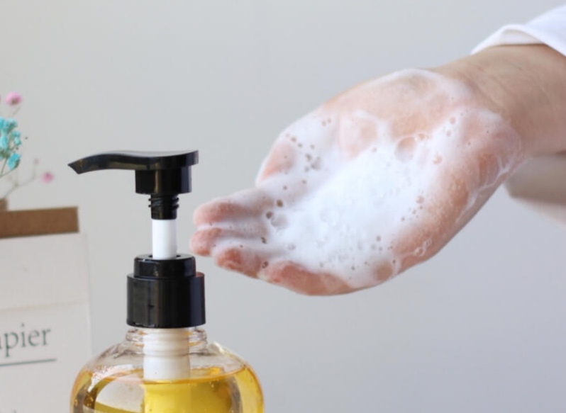 改善头发干燥的洗发水能控油吗,天气干燥用啥洗发水控油