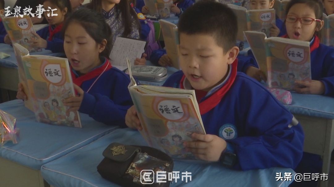 呼和浩特最美的女校长,呼和浩特一中网红校长