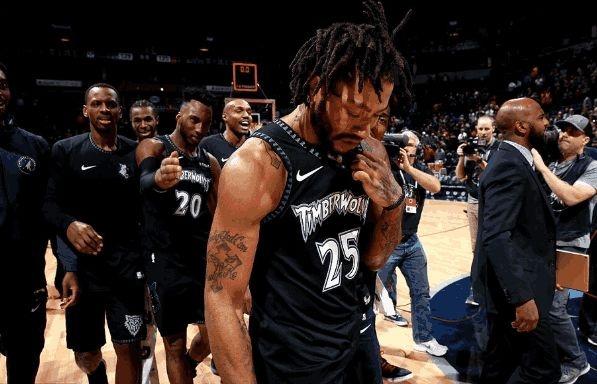 若不是右膝的半月板，也许他早就有了自己的图腾