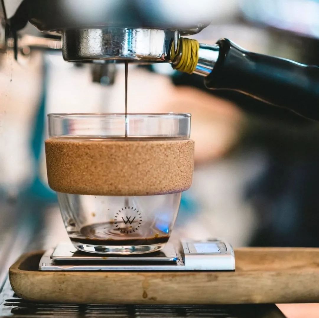 好看的杯子永远不嫌多,好看的杯子只能拥有一个