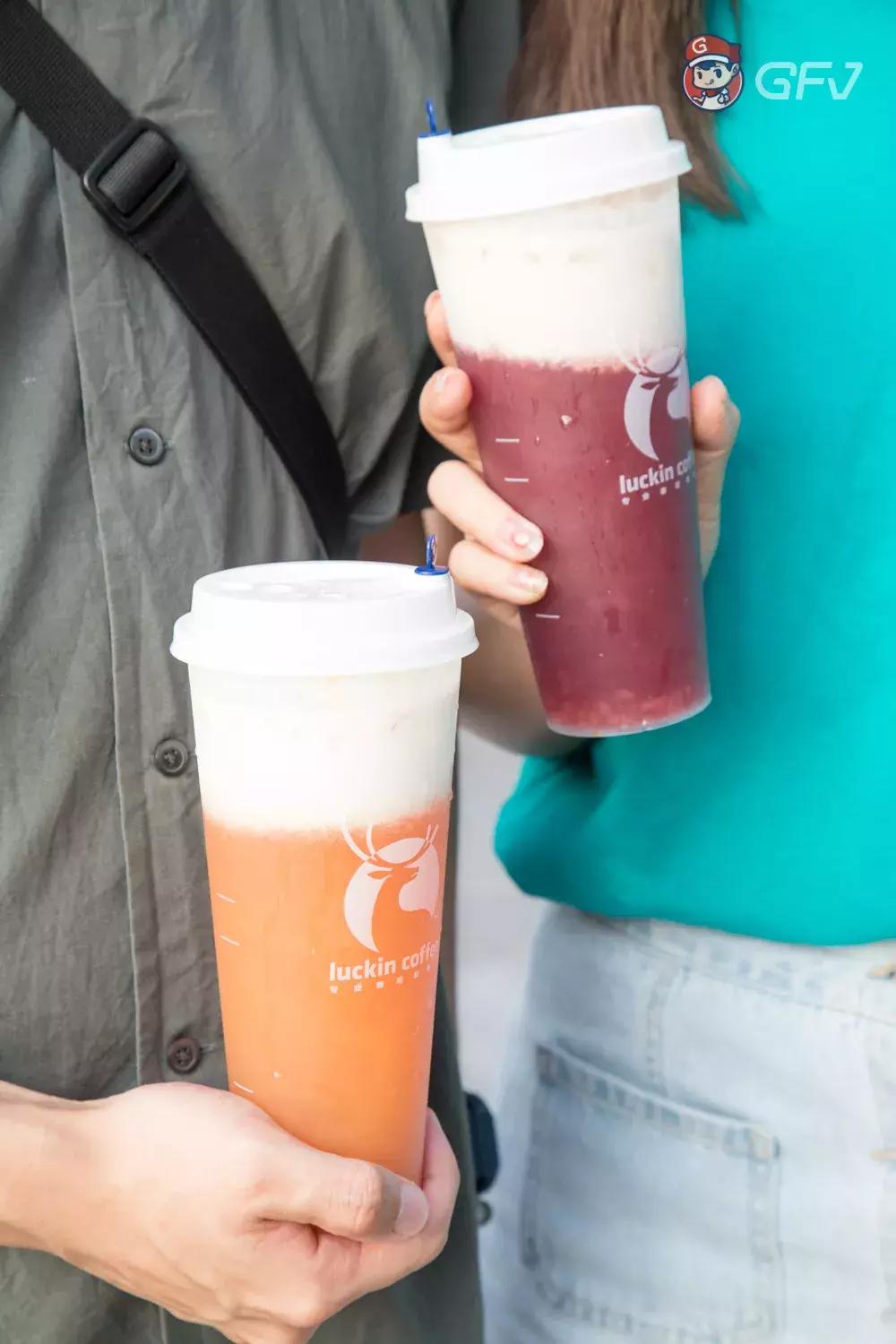 瑞幸和kfc咖啡谁的好喝,瑞幸咖啡奶盖茶上线真的好喝吗