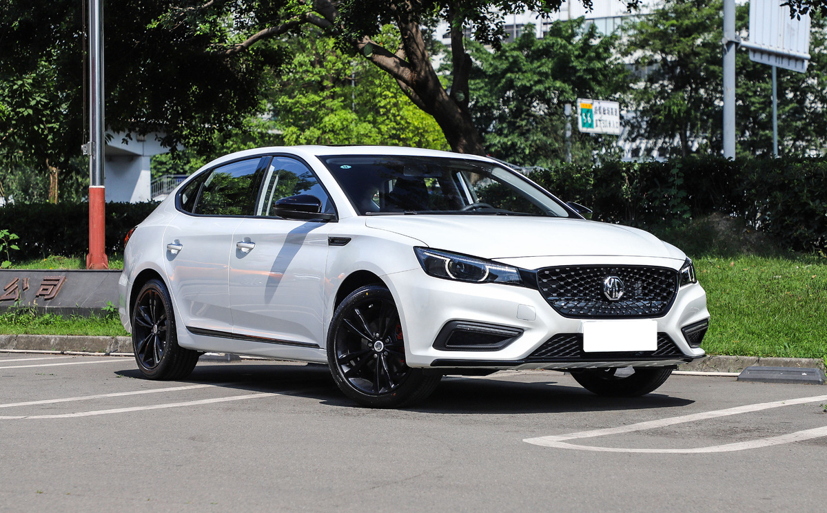 7万级别掀背式轿跑,本田全新思域掀背车