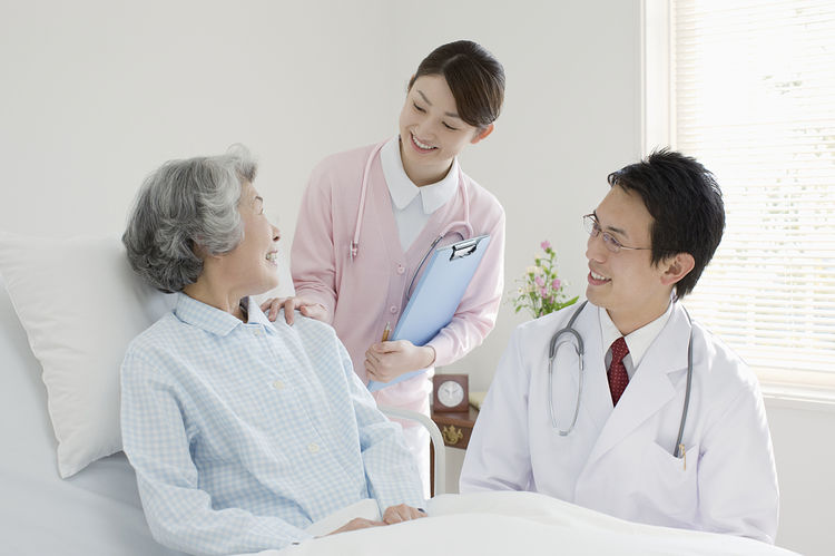 挂号特需门诊和普通门诊的区别,普通门诊和专家门诊看病哪个好