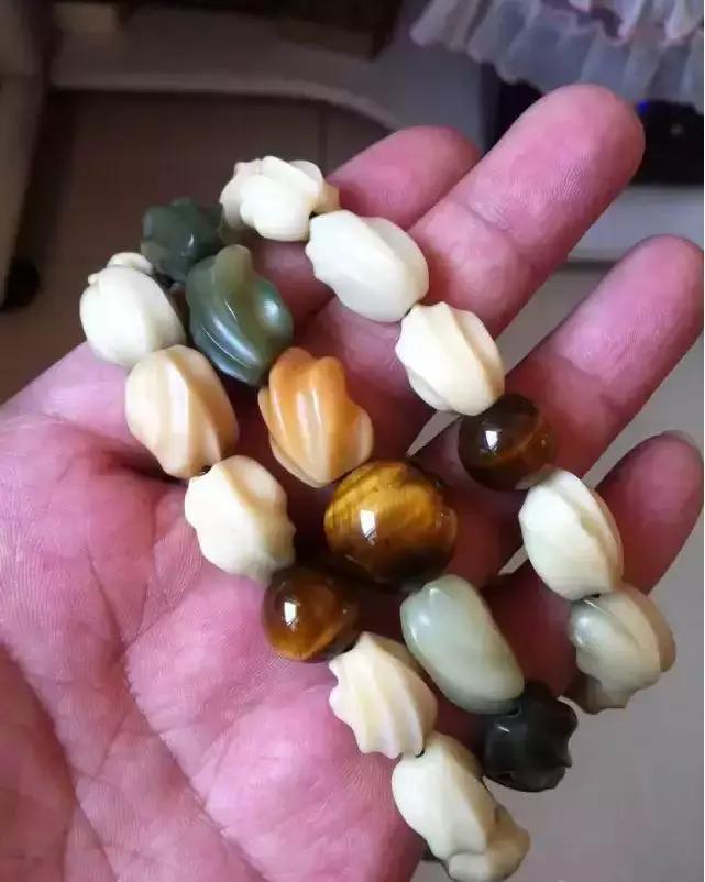 认识了70种菩提，您就是半个专家，再逛文玩市场就没有压力啦！