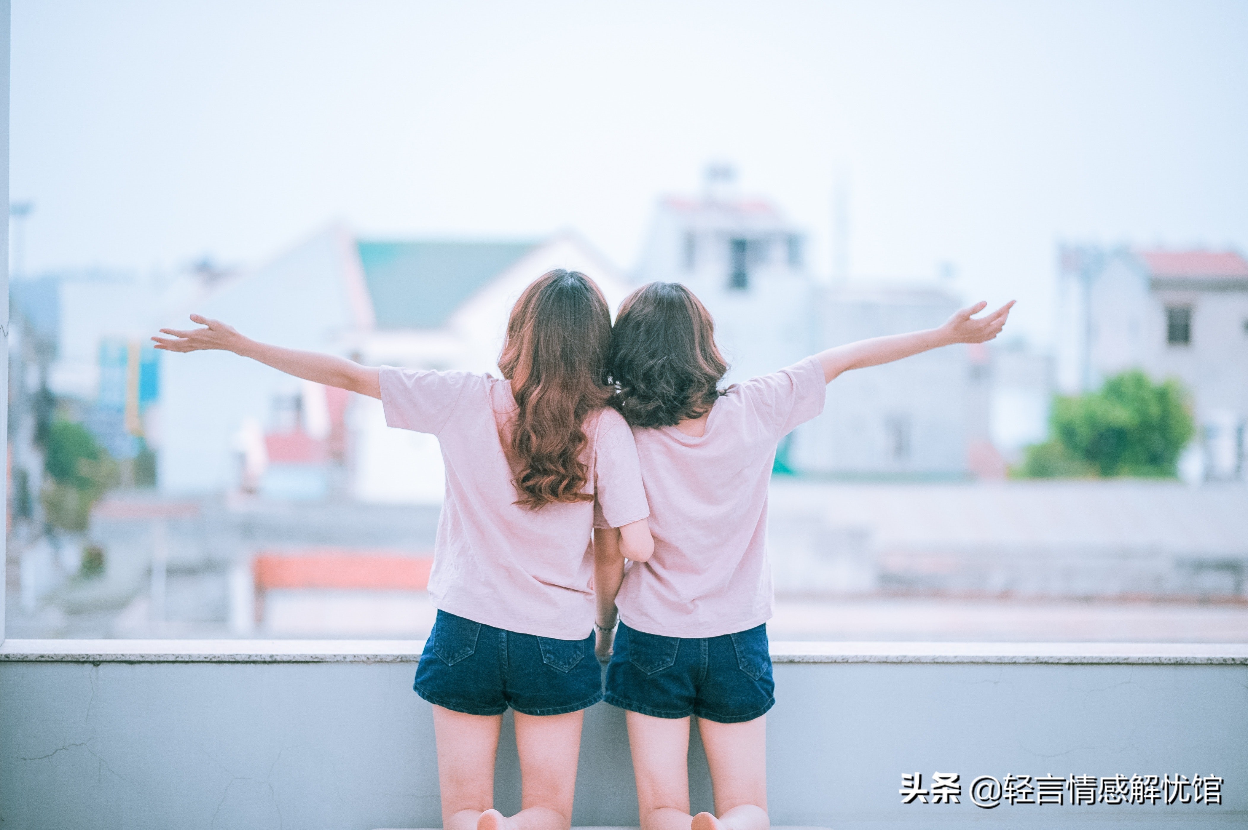 什么样子的聊天方式才算暧昧,男女聊天暧昧什么意思