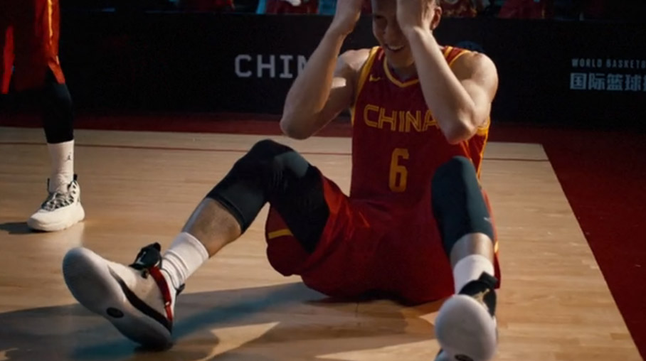 剖开中底寻真相，AJ33卡脚原因大揭秘