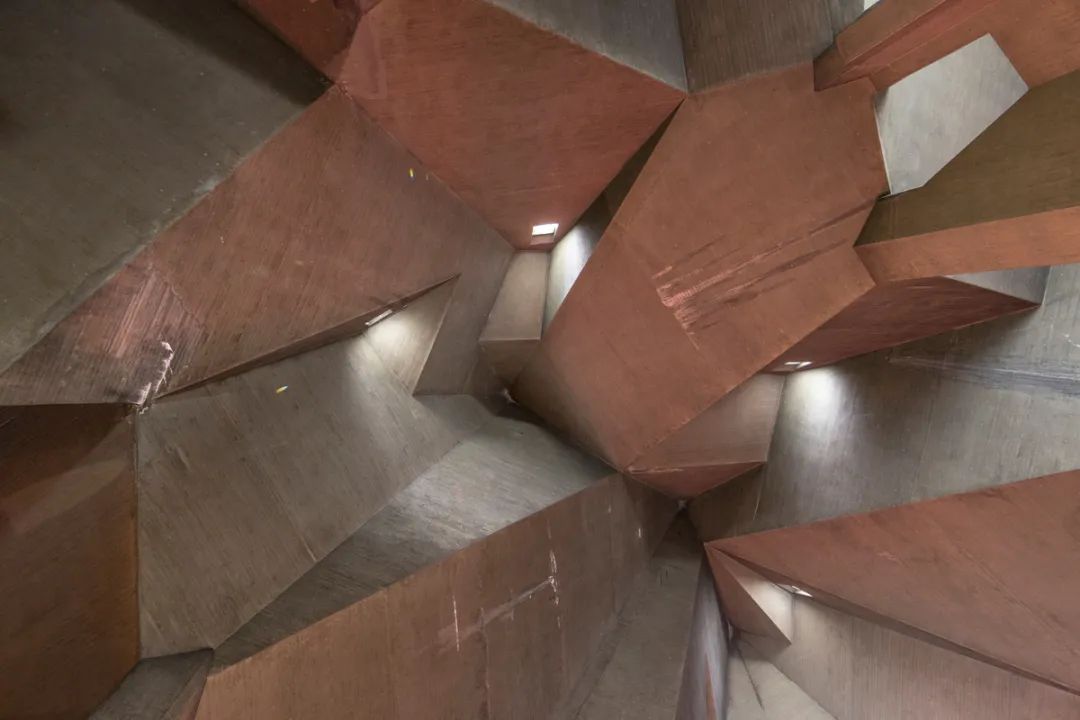 Church丨粗野的力量与信仰