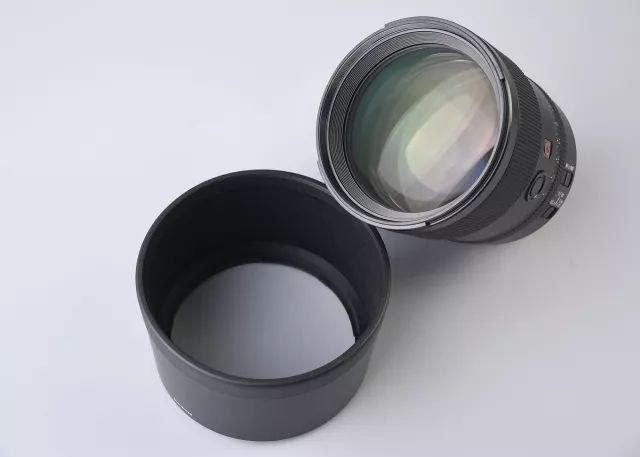 索尼fe135mmf1.8gm扫街,索尼fe135mmf1.8值得买吗