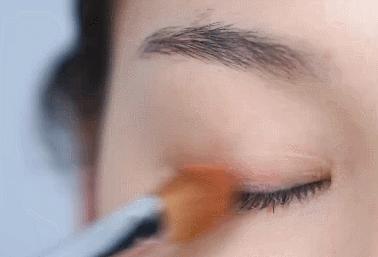 橘朵七色眼影盘33号眼影画法,港风眼影用nyx眼影盘怎么画