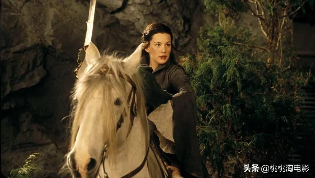 相隔20年的指环王再现荧幕,20年前的指环王依旧是魔幻电影