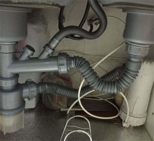 厨房卫生间下水管堵塞疏通方法,厨房下水管堵了怎么办最快疏通