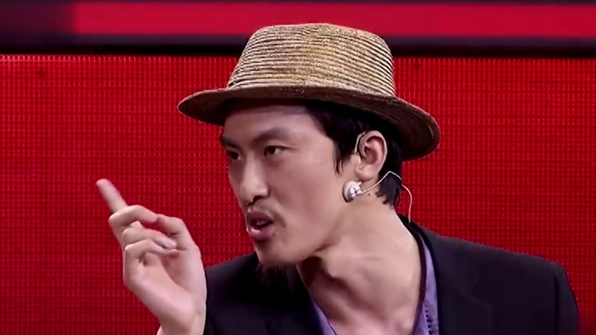 他北漂跑龙套演尸体，因穿*袜丝**跳舞出名，今两登春晚一夜爆红