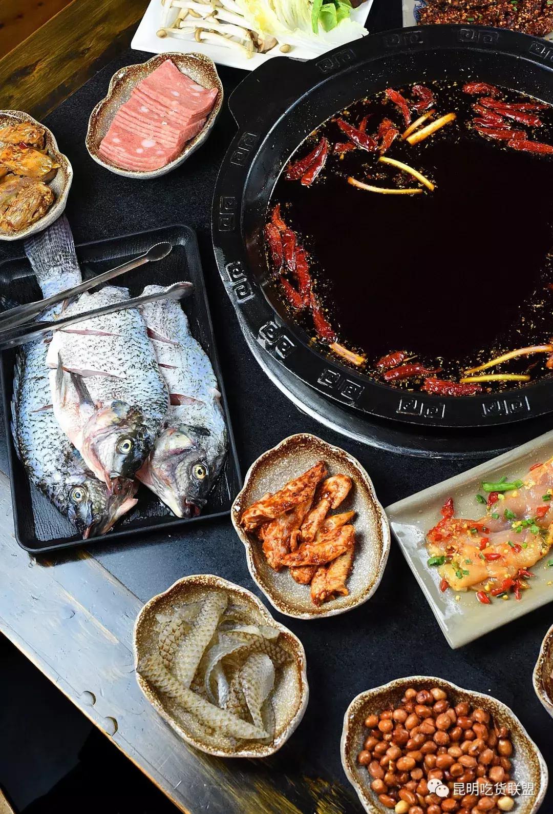 昆明最好吃的清汤鱼火锅,云南地道鱼火锅店推荐