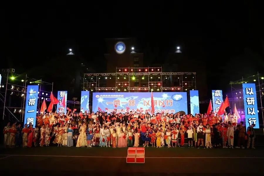 惠州市惠城区尚书实验学校,尚书实验学校视频