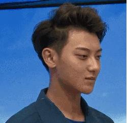 扒叔说一位英俊男星的料,前段时间被爆出黑料的男明星