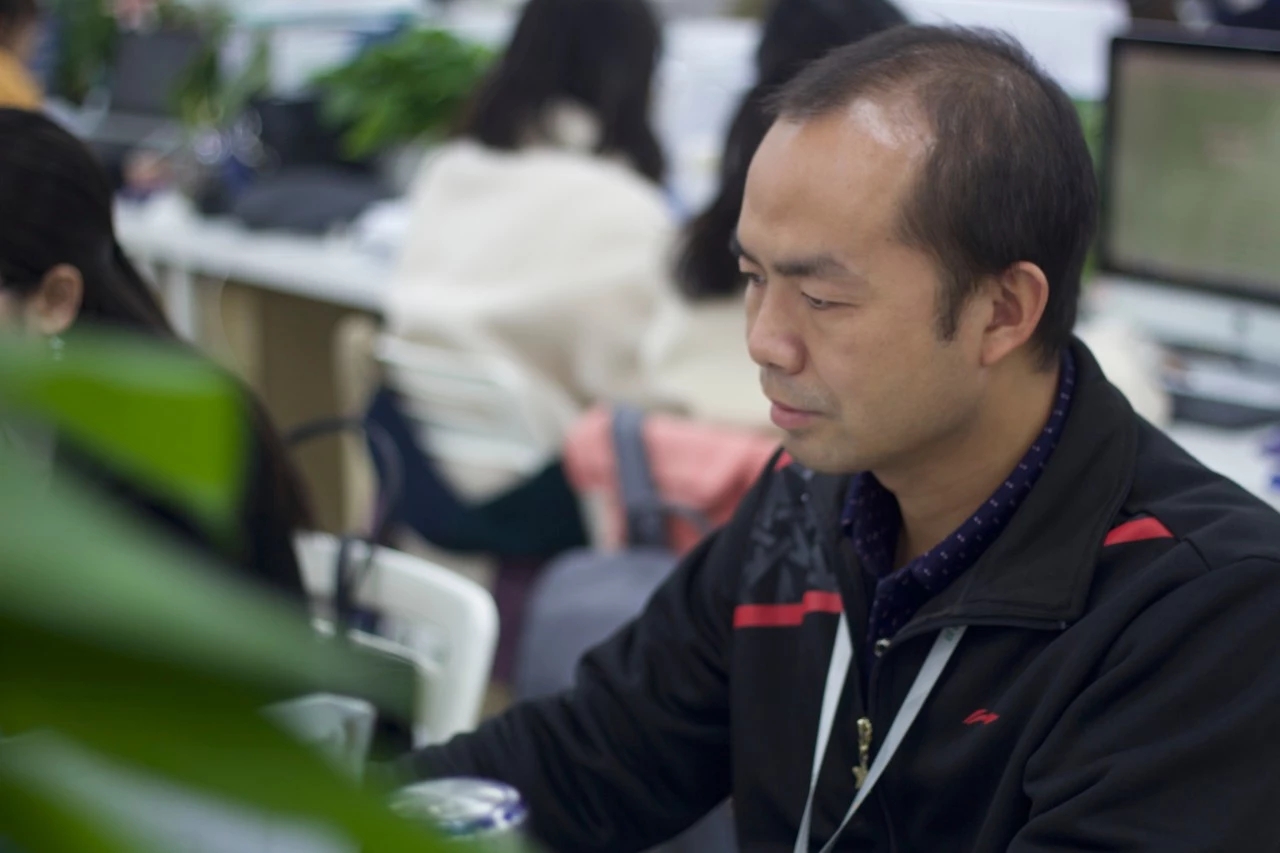 外卖小哥拒绝百万年收入,拒绝百万年薪外卖小哥