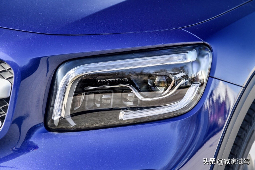 当新BMWX1遇见奔驰GLB，论一台紧凑型SUV该有的样子