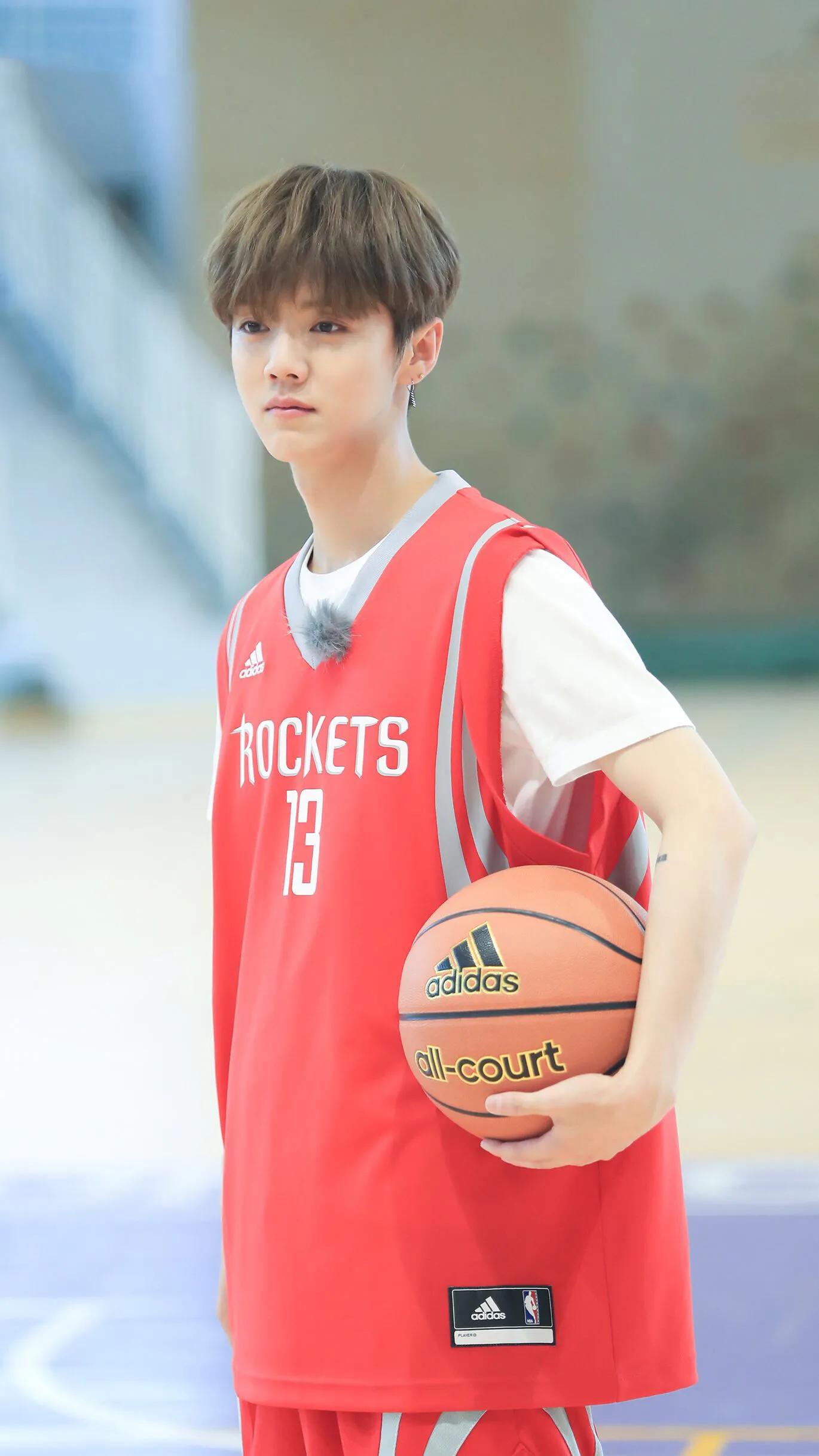 壁纸鹿晗迪丽热巴,鹿晗壁纸最近