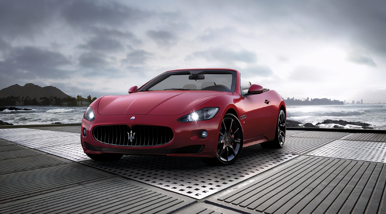 老鼠是从什么地方进车里,老鼠是从什么地方爬进车内的