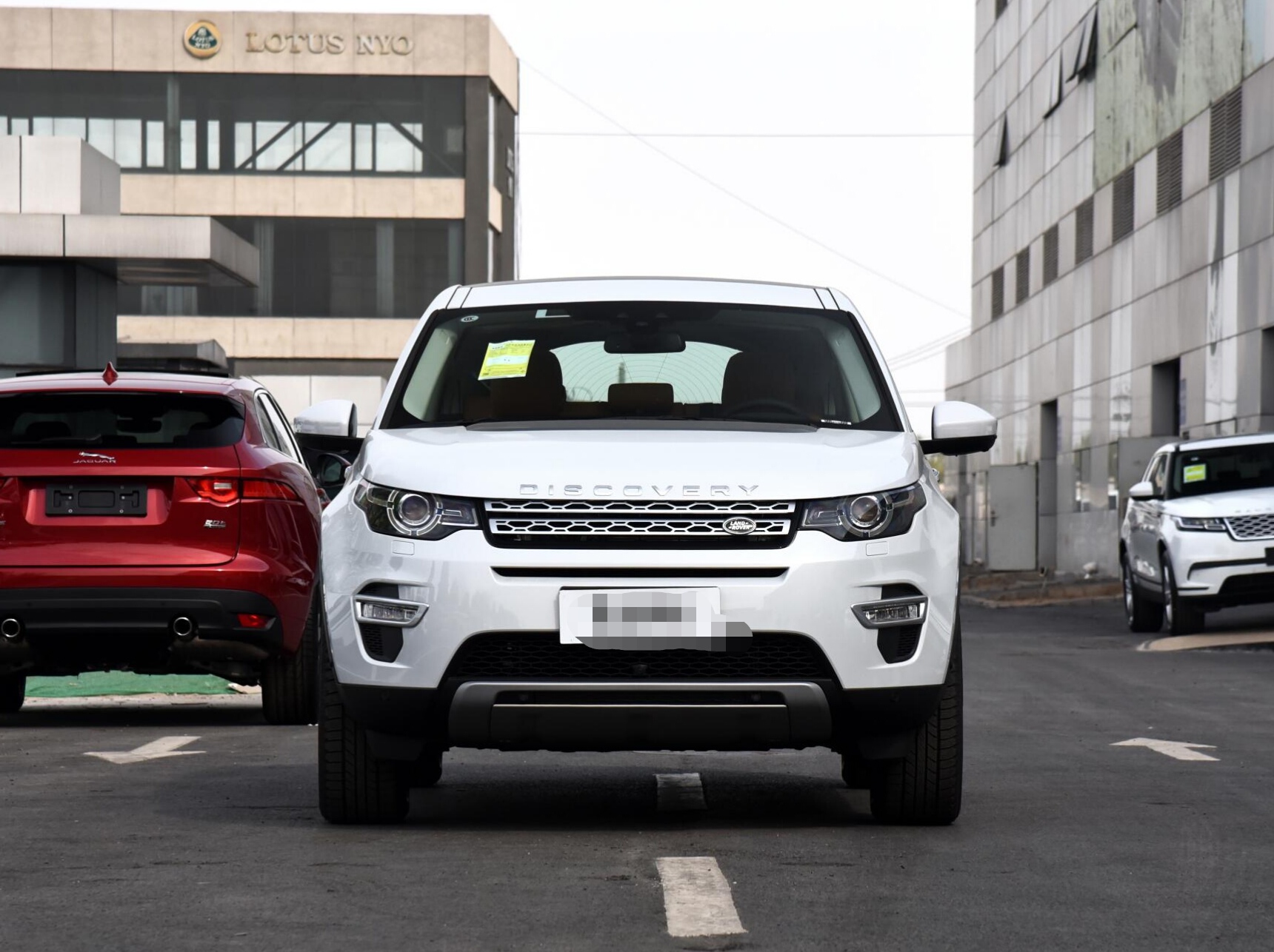 发现神行和x3哪个好,路虎发现神行2.0t柴油什么价