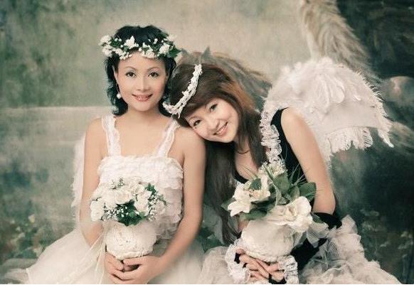 人前是巨星，人后是赚钱工具？这7位明星的爹妈，堪比“吸血鬼”