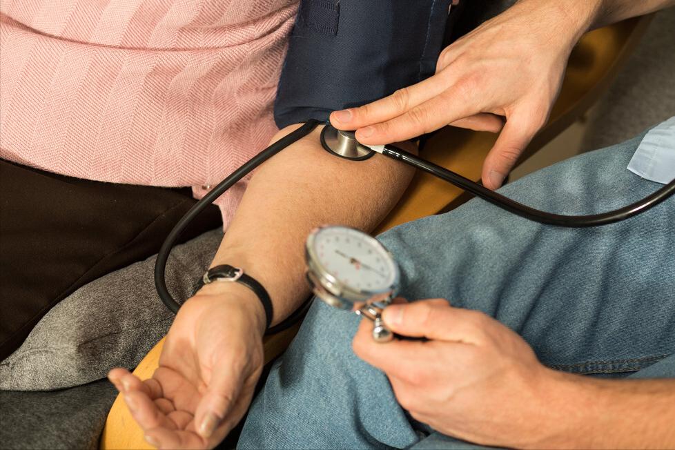 肌酐高到102.07算不算高,肌酐高怎么办降肌酐最佳方法