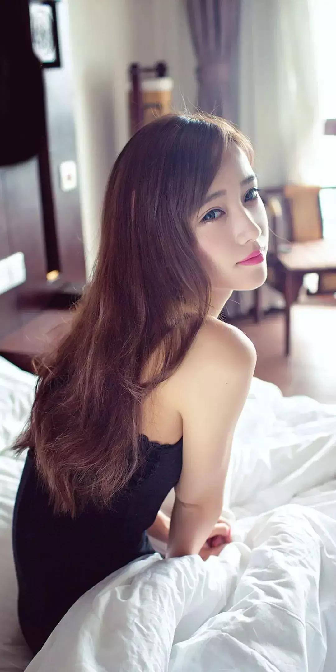 对不起先生，请不要在手机上*飞机打**