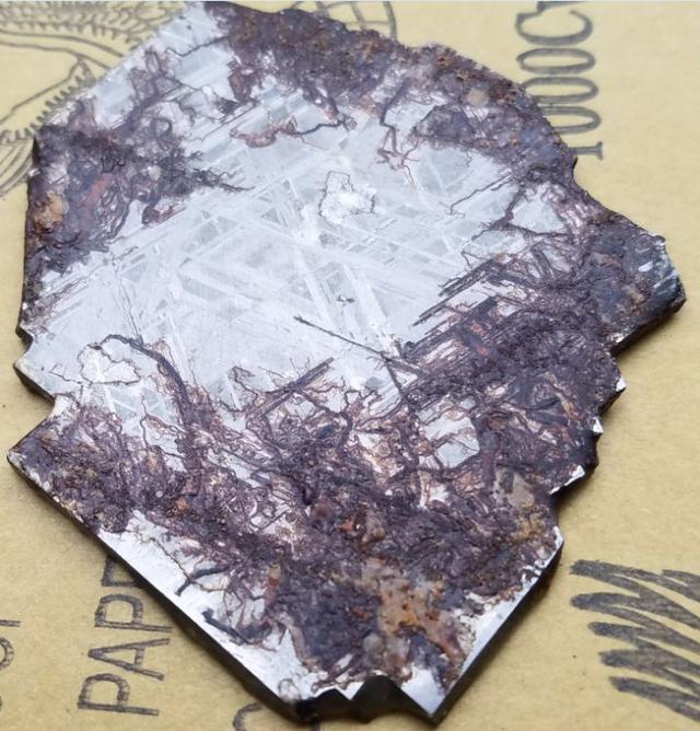 如何才能买到真正的陨石,在哪里能买到好的陨石