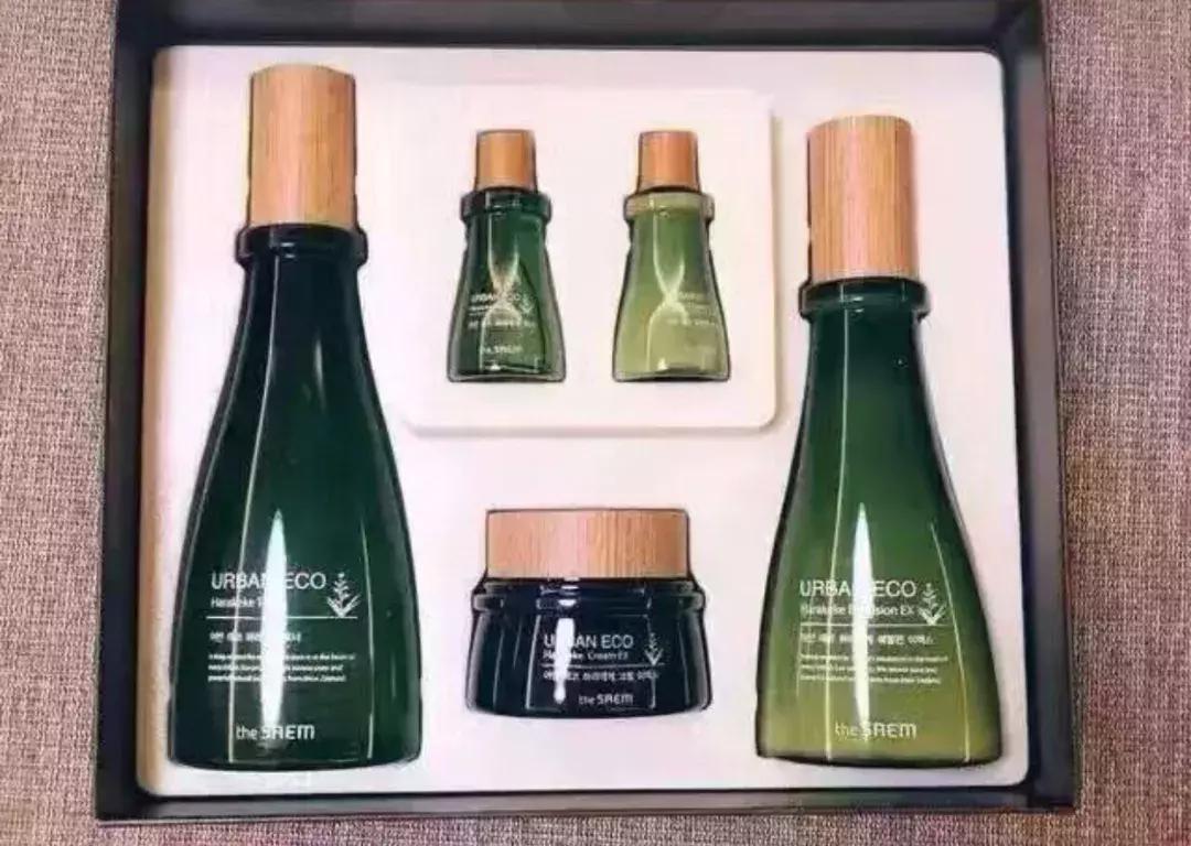 适合所有肤质的水乳国货,适合油性皮肤的水乳套装国货