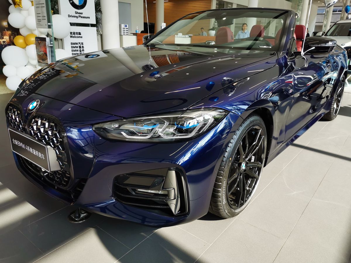 2022款宝马4系四门轿跑车值得买吗,宝马4系敞篷对比宝马软顶敞篷