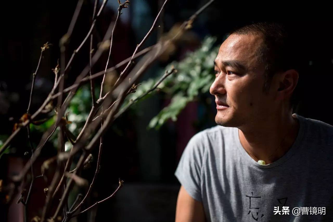 冯唐的飞鸟集有什么争议,冯唐的译本是飞鸟集