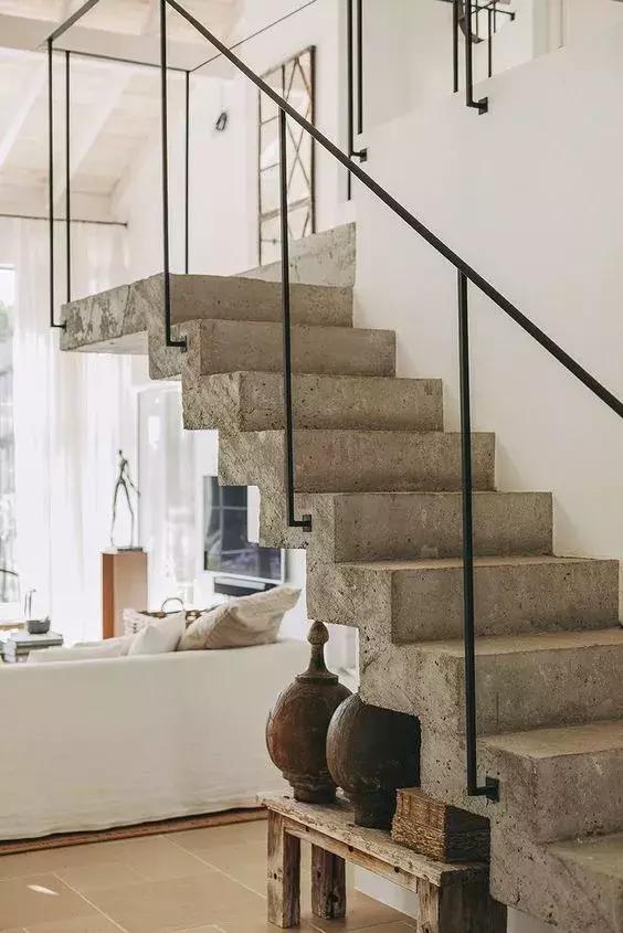 楼梯这样设计才惊艳,楼梯下空间怎么设计高级