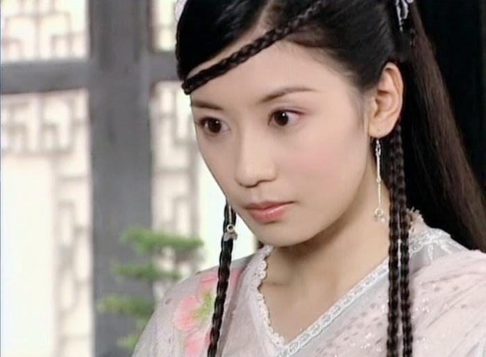 什么叫丹凤眼真正的丹凤眼图片,一双丹凤眼两弯柳叶吊梢眉特点