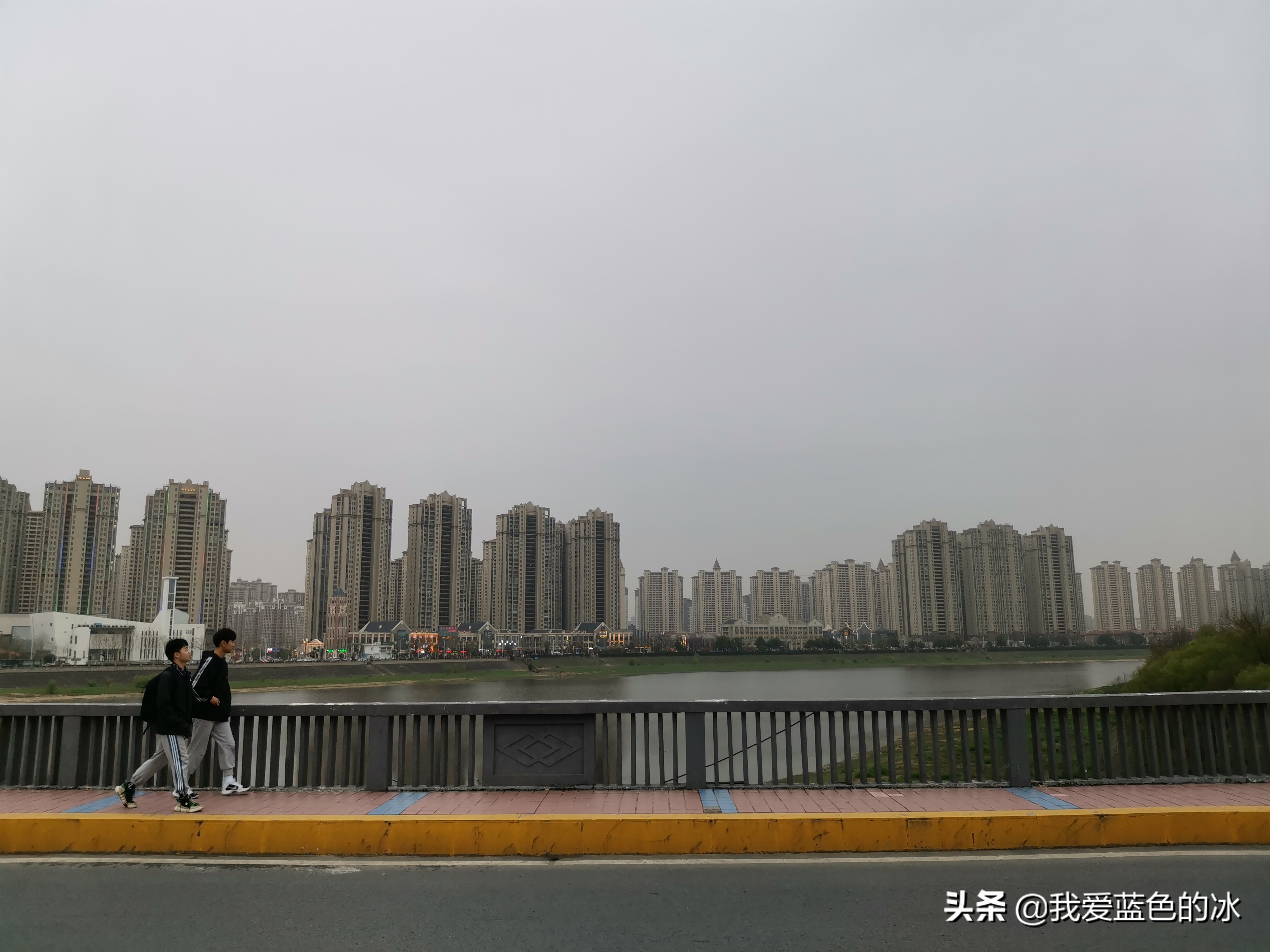 六安月亮岛分岛,六安的月亮岛旁边的小岛