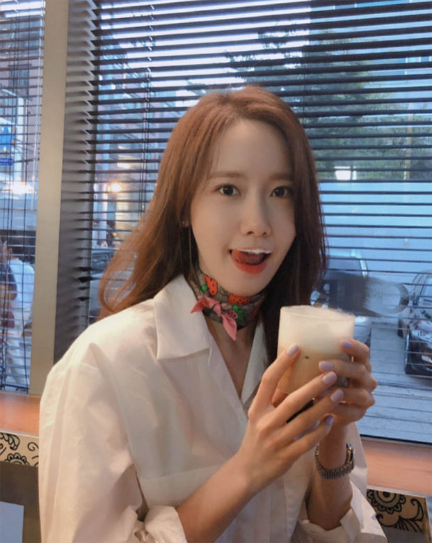 干唇护唇的正确方法,冬天护唇的正确方法图解