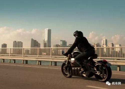 电摩要交车船税吗,交了交强险和车船税就能上牌吗