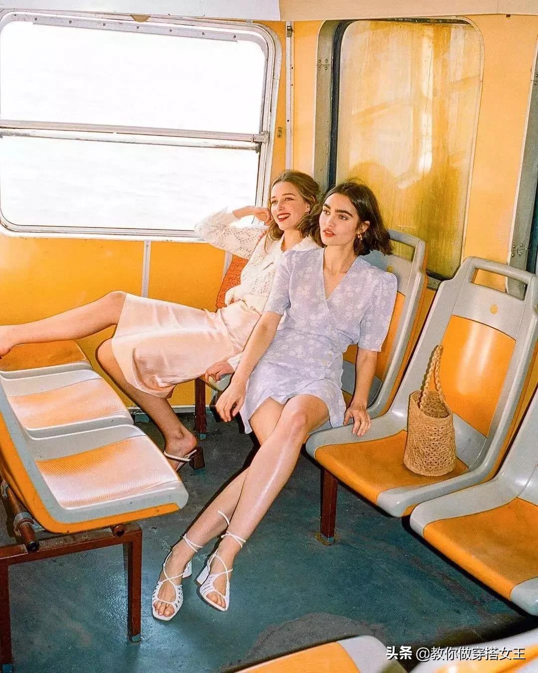 平胸的女生怎么穿搭高级又好看,平胸的小女人穿搭高级感