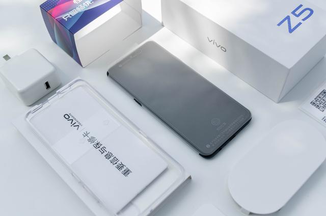 vivoz5手机值得入手吗,vivoz5现在还值得买吗