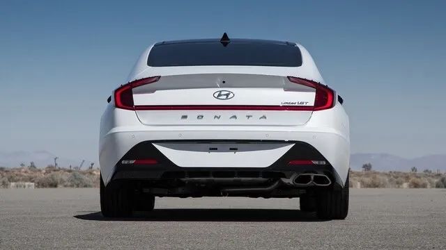 索纳塔第十代运动版,第十代现代索纳塔配置和内饰空间