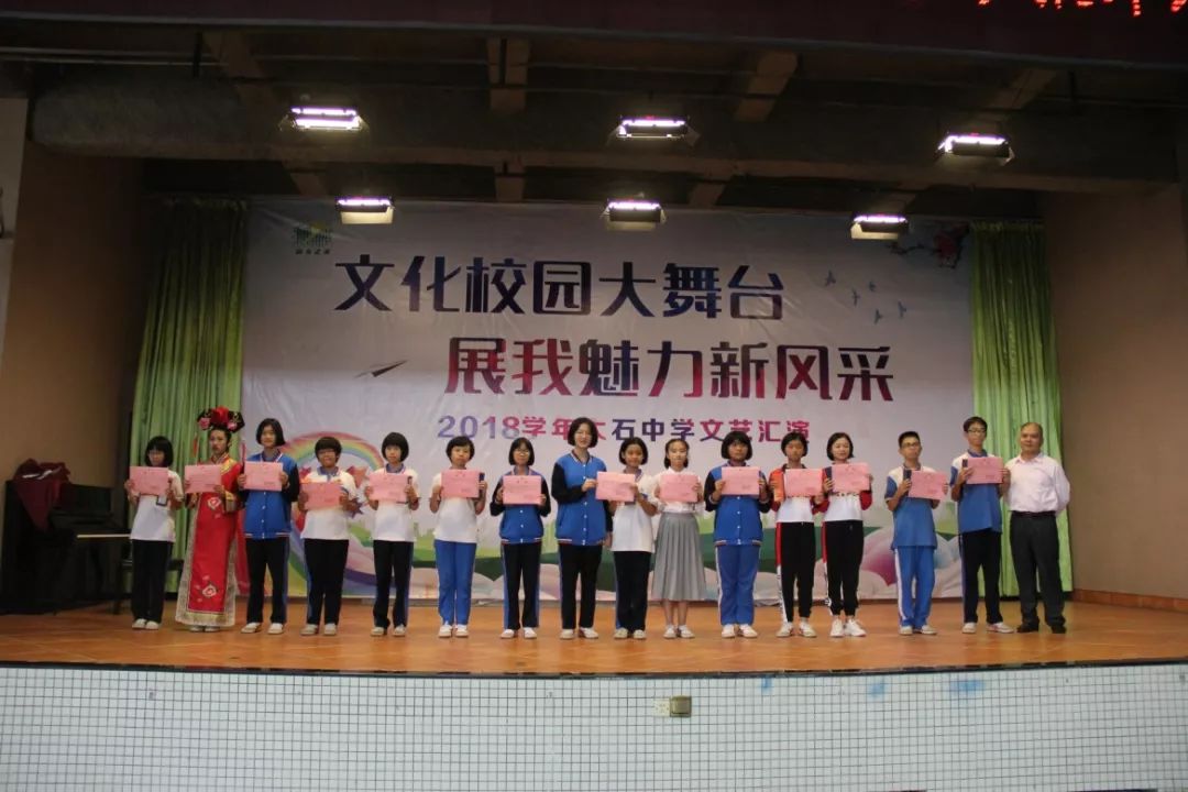 家风家训伴我成长手抄报简单漂亮,家风家训手抄报空白电子模板免费