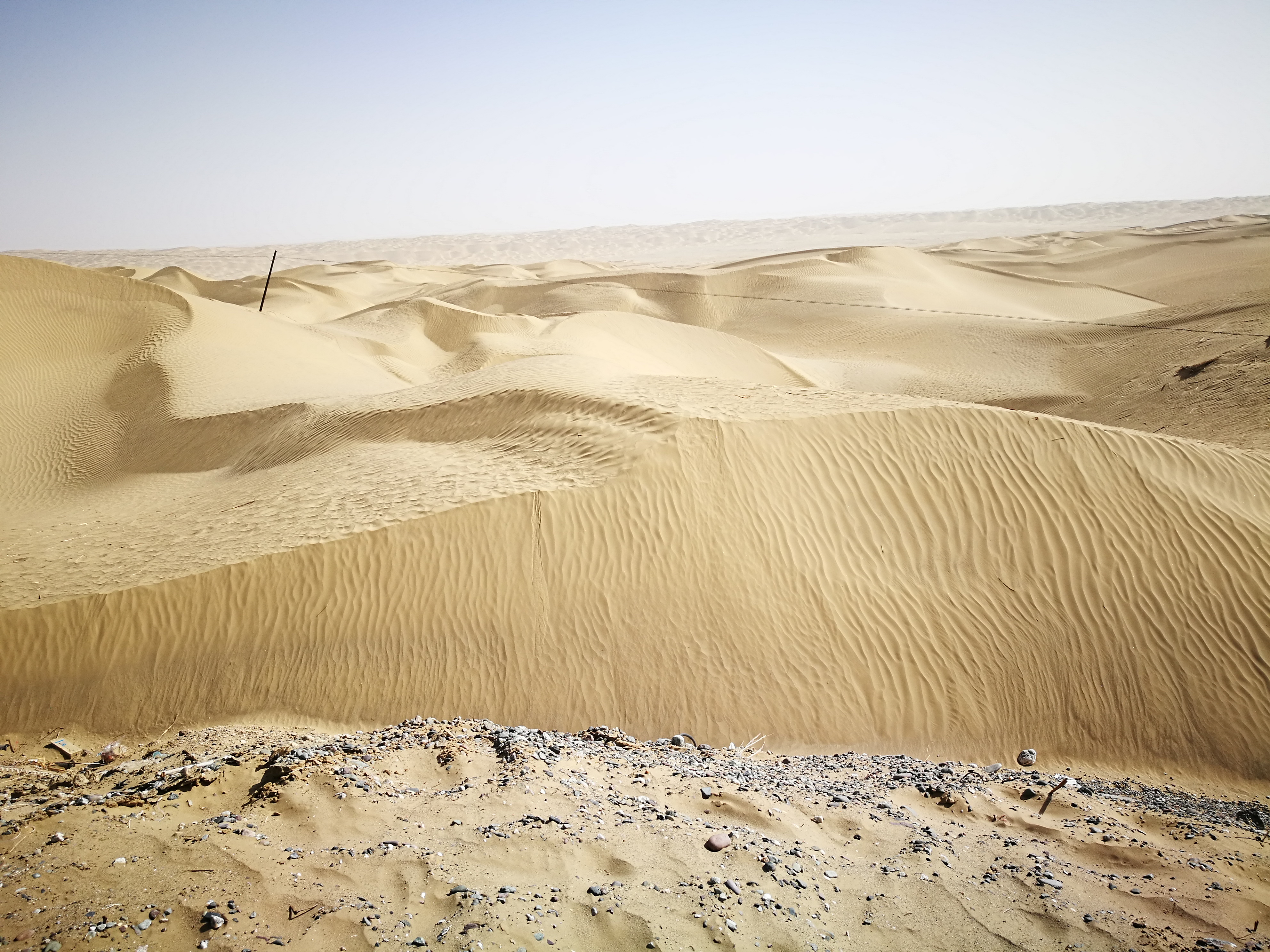 13000公里新手独驾*疆新**日记第23天——塔克拉玛干沙漠陷车自救